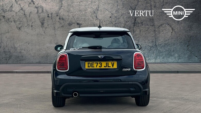 MINI Hatchback 1.5 Cooper Exclusive Premium 3dr Auto Petrol Hatchback